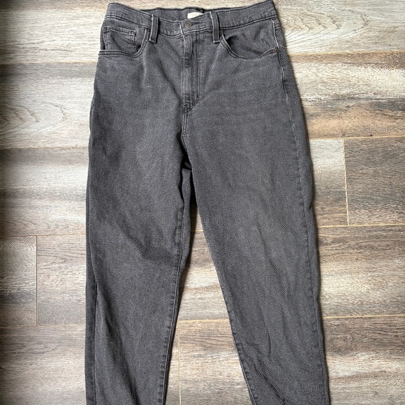 Levi’s High Waisted Mom Jeans | Black | size 30 - Picture 2 of 3
